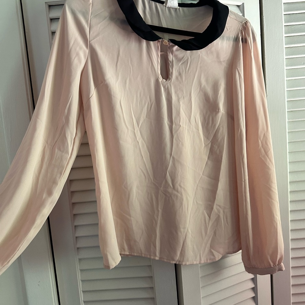 One Clothing Cream Blouse with Black Collar